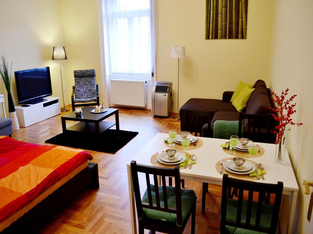 Caesar Apartman Apartment Budapest Room photo